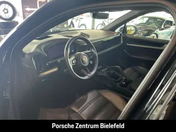 PORSCHE Cayenne BOSE LED-Matrix Panoramadach Luftfederun