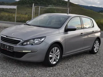 Peugeot 308 1.2i -benzin (2015)