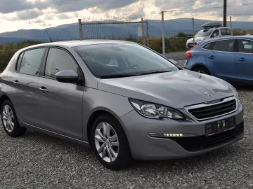 Peugeot 308 1.2i -benzin (2015)