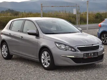 Peugeot 308 1.2i -benzin (2015)