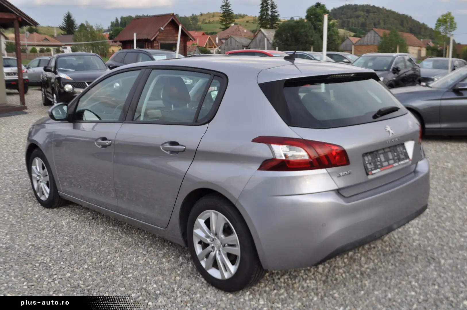 Peugeot 308 1.2i -benzin (2015)