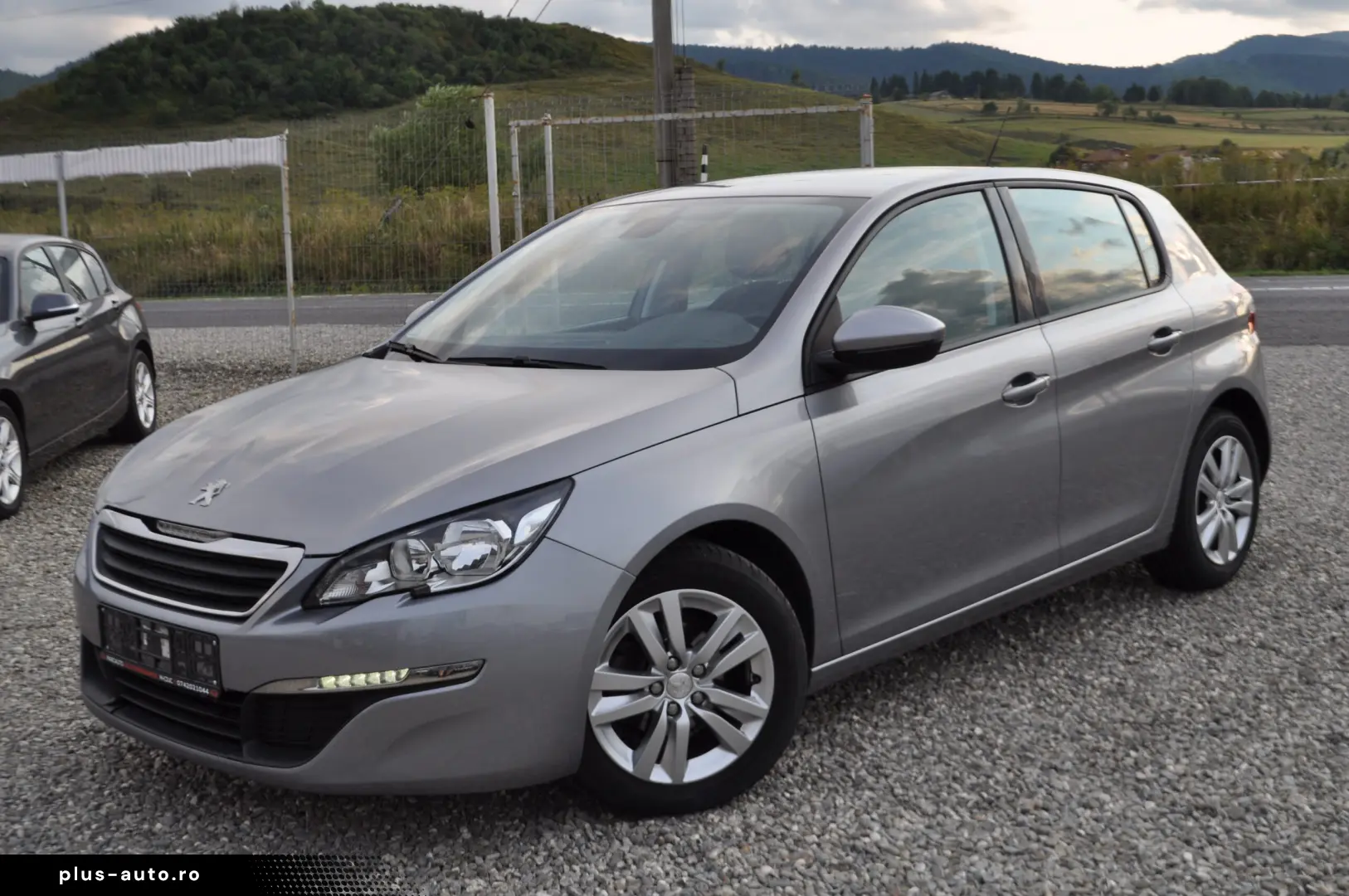 Peugeot 308 1.2i -benzin (2015)