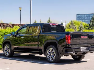 GMC Sierra 1500 Denali 3.0 Duramax 4x4