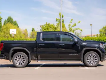 GMC Sierra 1500 Denali 3.0 Duramax 4x4