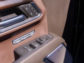 GMC Sierra 1500 Denali 3.0 Duramax 4x4