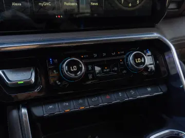 GMC Sierra 1500 Denali 3.0 Duramax 4x4