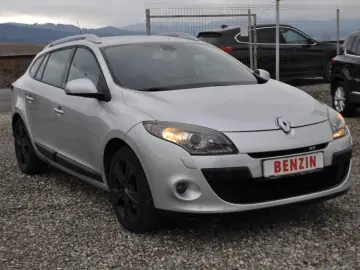 Renault Megane 1.4Tce -benzin (2011)