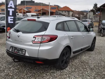 Renault Megane 1.4Tce -benzin (2011)