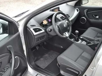 Renault Megane 1.4Tce -benzin (2011)