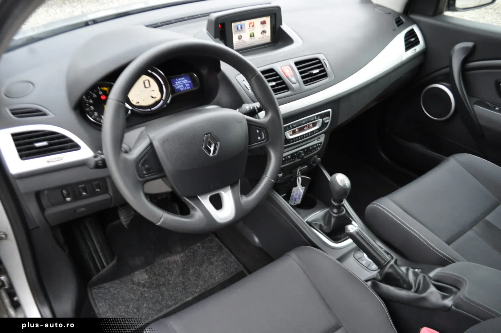 Renault Megane 1.4Tce -benzin (2011)