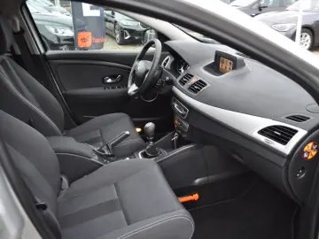 Renault Megane 1.4Tce -benzin (2011)