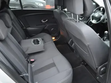 Renault Megane 1.4Tce -benzin (2011)