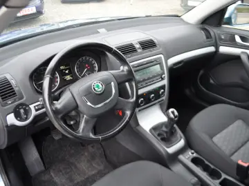 Skoda Octavia 1.6Tdi (2011)