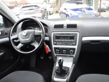 Skoda Octavia 1.6Tdi (2011)