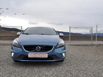 Volvo V40 2.0D R-Design (2015 11)