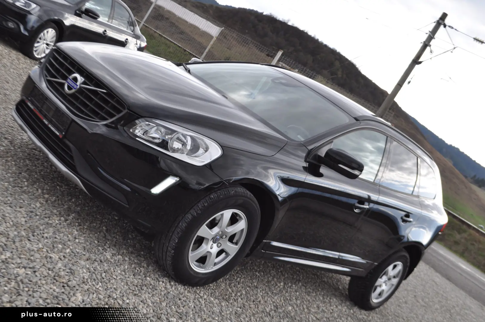 Volvo XC60 2.0D 4X2 AUTOMATA (2016)