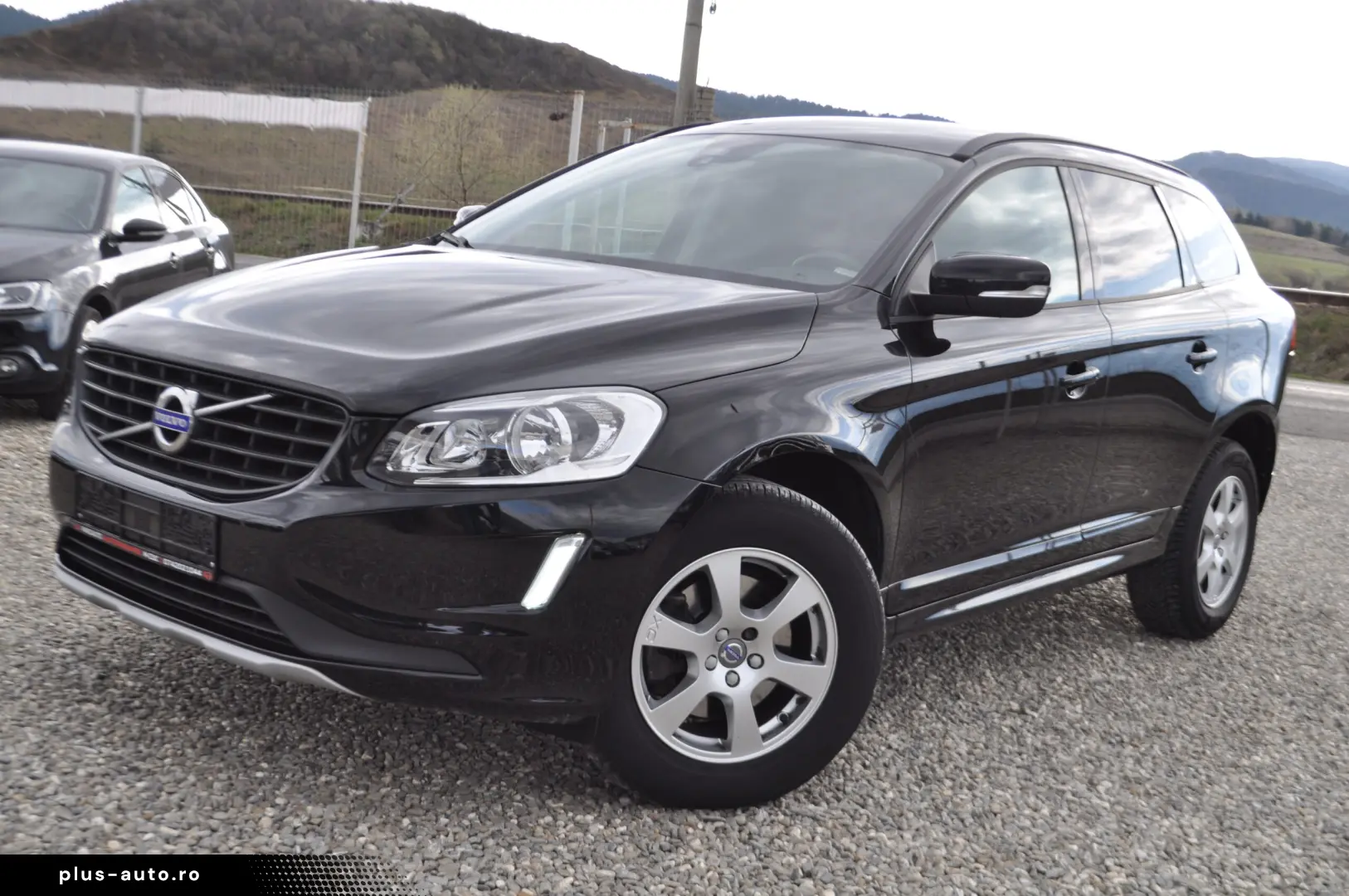Volvo XC60 2.0D 4X2 AUTOMATA (2016)