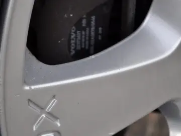 Volvo XC60 2.0D 4X2 AUTOMATA (2016)