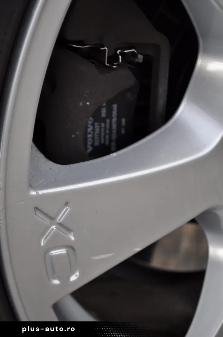 Volvo XC60 2.0D 4X2 AUTOMATA (2016)