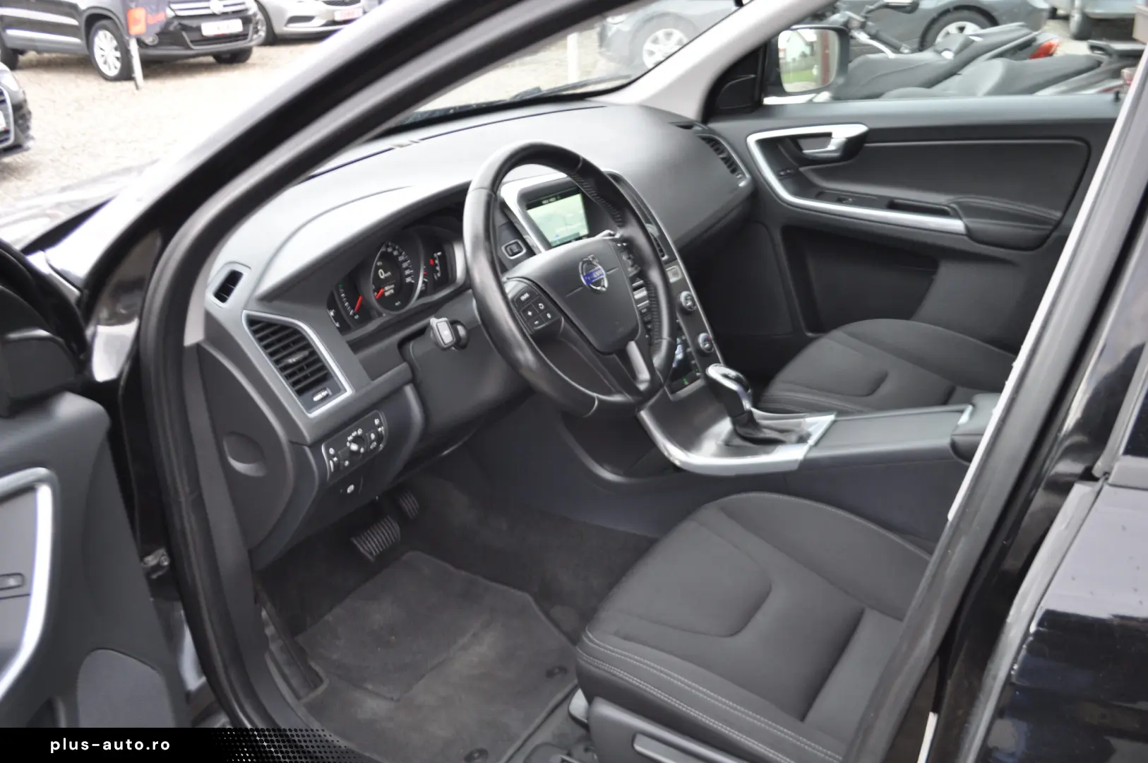 Volvo XC60 2.0D 4X2 AUTOMATA (2016)