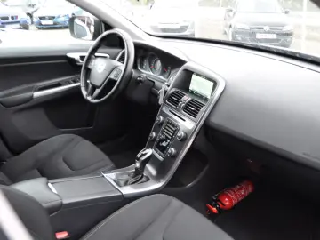 Volvo XC60 2.0D 4X2 AUTOMATA (2016)