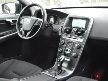 Volvo XC60 2.0D 4X2 AUTOMATA (2016)