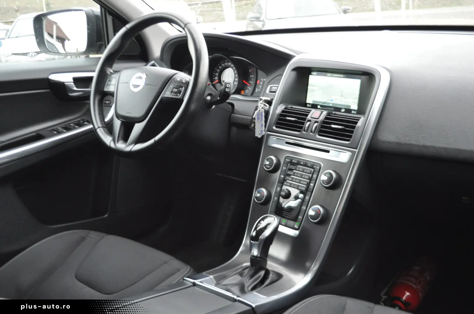 Volvo XC60 2.0D 4X2 AUTOMATA (2016)