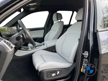 BMW X5 xDrive50e M Sport Pro 22  Pano Komfortsitz HK