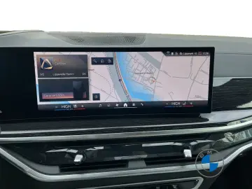 BMW X5 xDrive50e M Sport Pro 22  Pano Komfortsitz HK