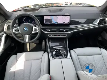 BMW X5 xDrive50e M Sport Pro 22  Pano Komfortsitz HK