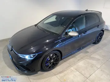VW Golf VIII 2.0 TSI DSG 4Motion R Performance APP