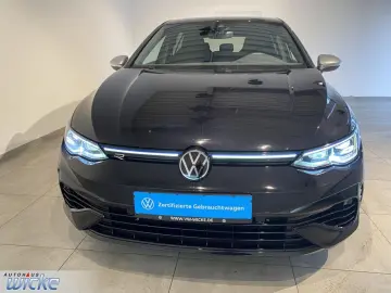 VW Golf VIII 2.0 TSI DSG 4Motion R Performance APP