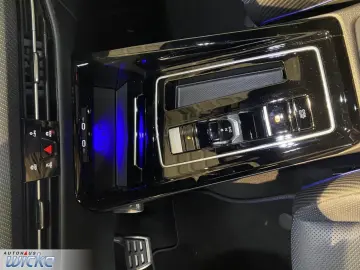 VW Golf VIII 2.0 TSI DSG 4Motion R Performance APP