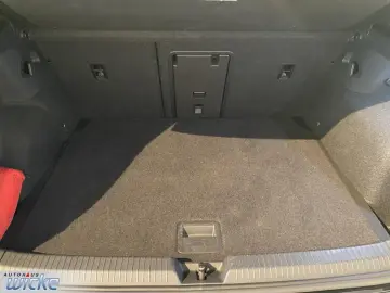 VW Golf VIII 2.0 TSI DSG 4Motion R Performance APP