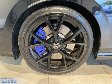 VW Golf VIII 2.0 TSI DSG 4Motion R Performance APP