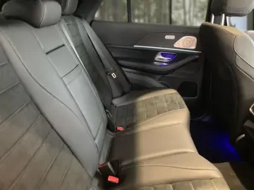 MERCEDES-BENZ GLE 450 d 4M AMG-Line AIRMATIC DISTRON…