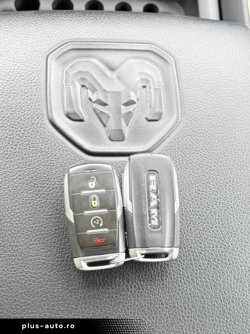 Dodge Ram 1500 Fab.-04.2022 5.7 Hemi 401 Cp 98.000 Km