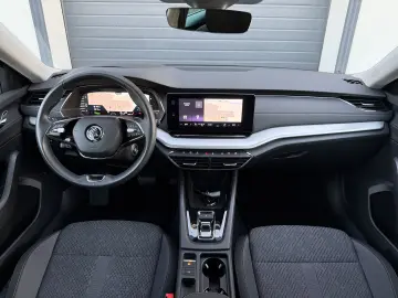 SKODA OCTAVIA COMBI 1.4 TSI iV   PLUG-IN HYBRID  DSG  - 2022
