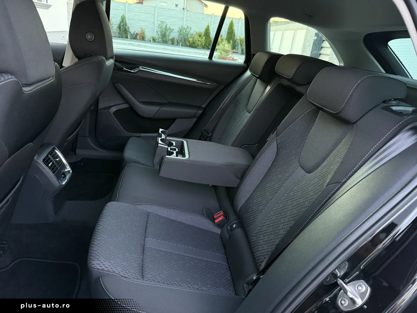 SKODA OCTAVIA COMBI 1.4 TSI iV   PLUG-IN HYBRID  DSG  - 2022