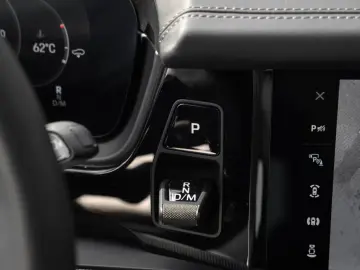 Porsche Cayenne E-Hybrid Panorama Burmester Head-Up