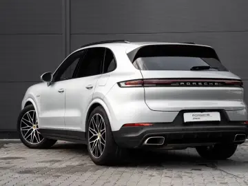Porsche Cayenne E-Hybrid Panorama Burmester Head-Up
