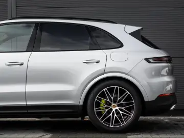 Porsche Cayenne E-Hybrid Panorama Burmester Head-Up