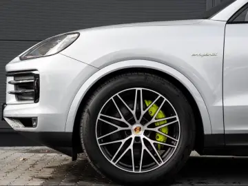 Porsche Cayenne E-Hybrid Panorama Burmester Head-Up