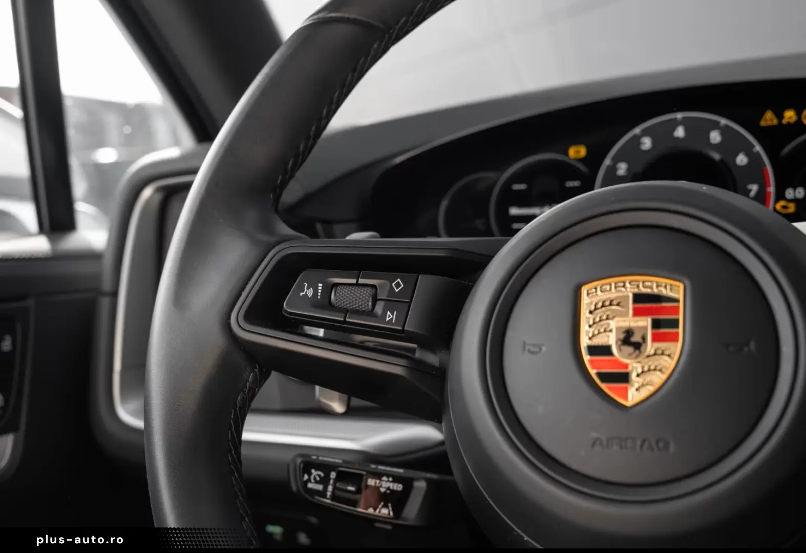 Porsche Cayenne E-Hybrid Panorama Burmester Head-Up