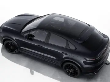 Porsche Cayenne E-Hybrid Coupe Black Edition Burmester