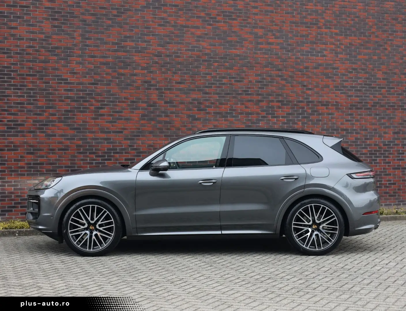 PORSCHE Cayenne E-Hybrid   VOLLAUSTATTUNG! Burmester