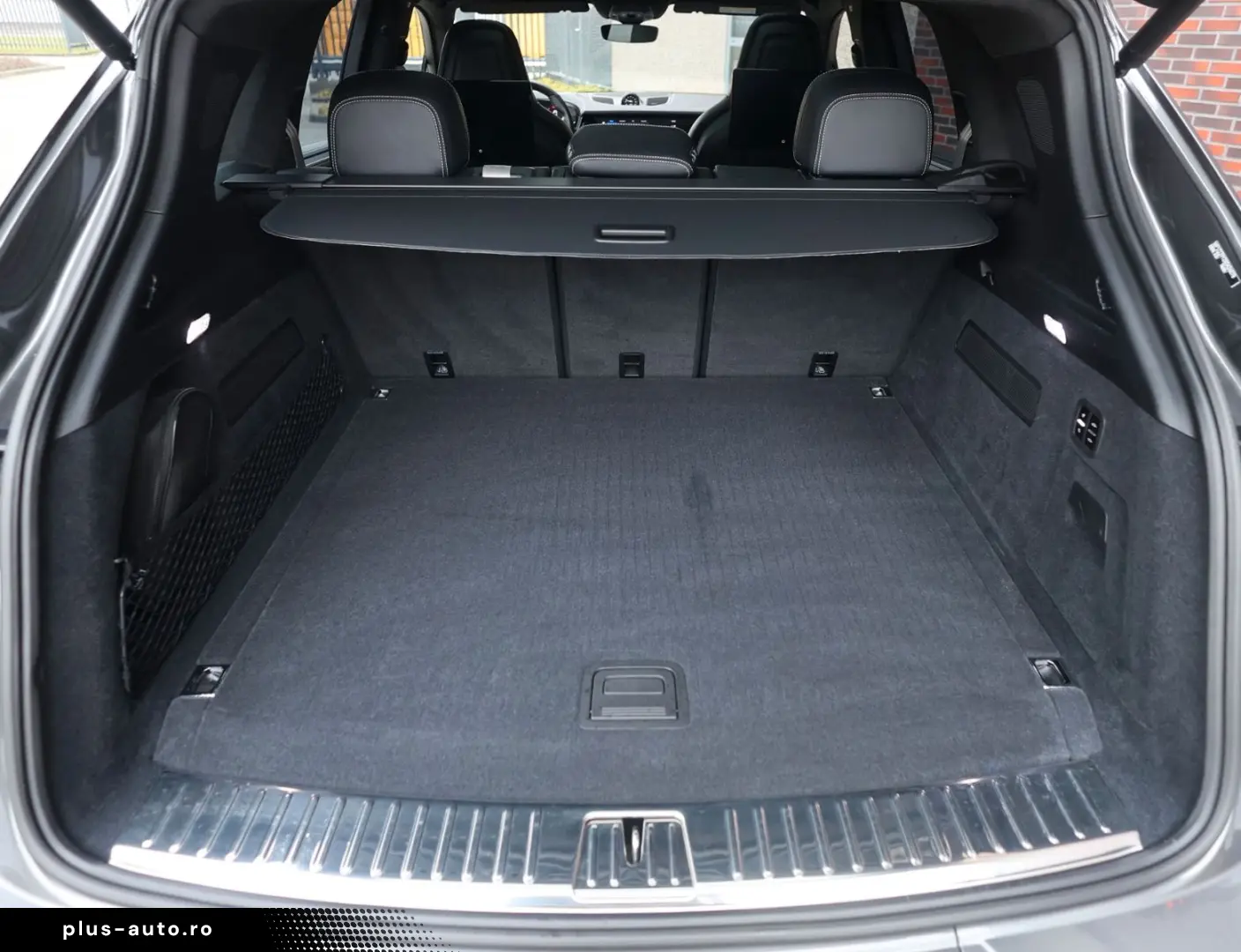 PORSCHE Cayenne E-Hybrid   VOLLAUSTATTUNG! Burmester