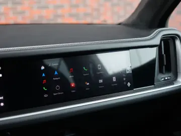 PORSCHE Cayenne E-Hybrid   VOLLAUSTATTUNG! Burmester