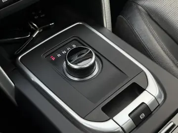 LAND ROVER DISCOVERY SPORT 2.0 AWD (4X4) – AUTOMAT