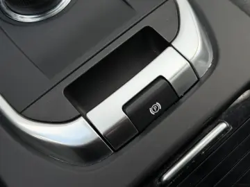 LAND ROVER DISCOVERY SPORT 2.0 AWD (4X4) – AUTOMAT